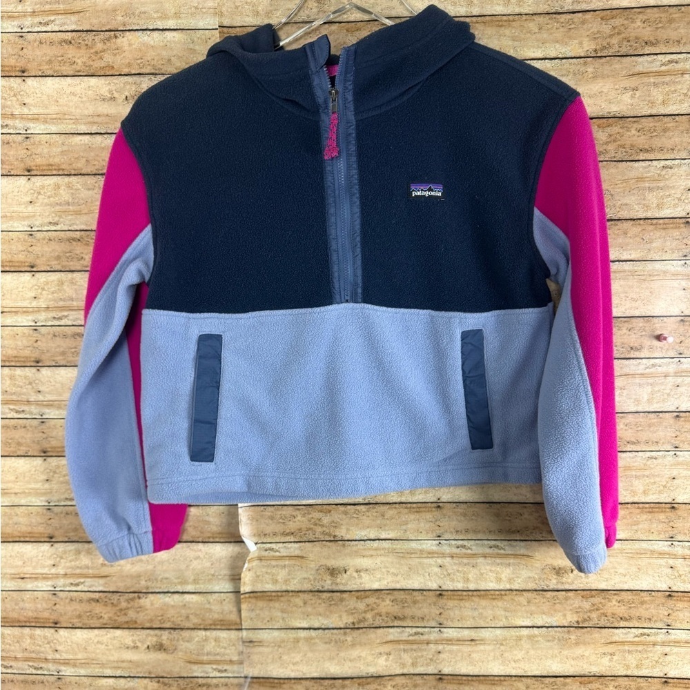 Patagonia® Worn Wear
Kids' Microdini Cropped Hoody Pullover sz m